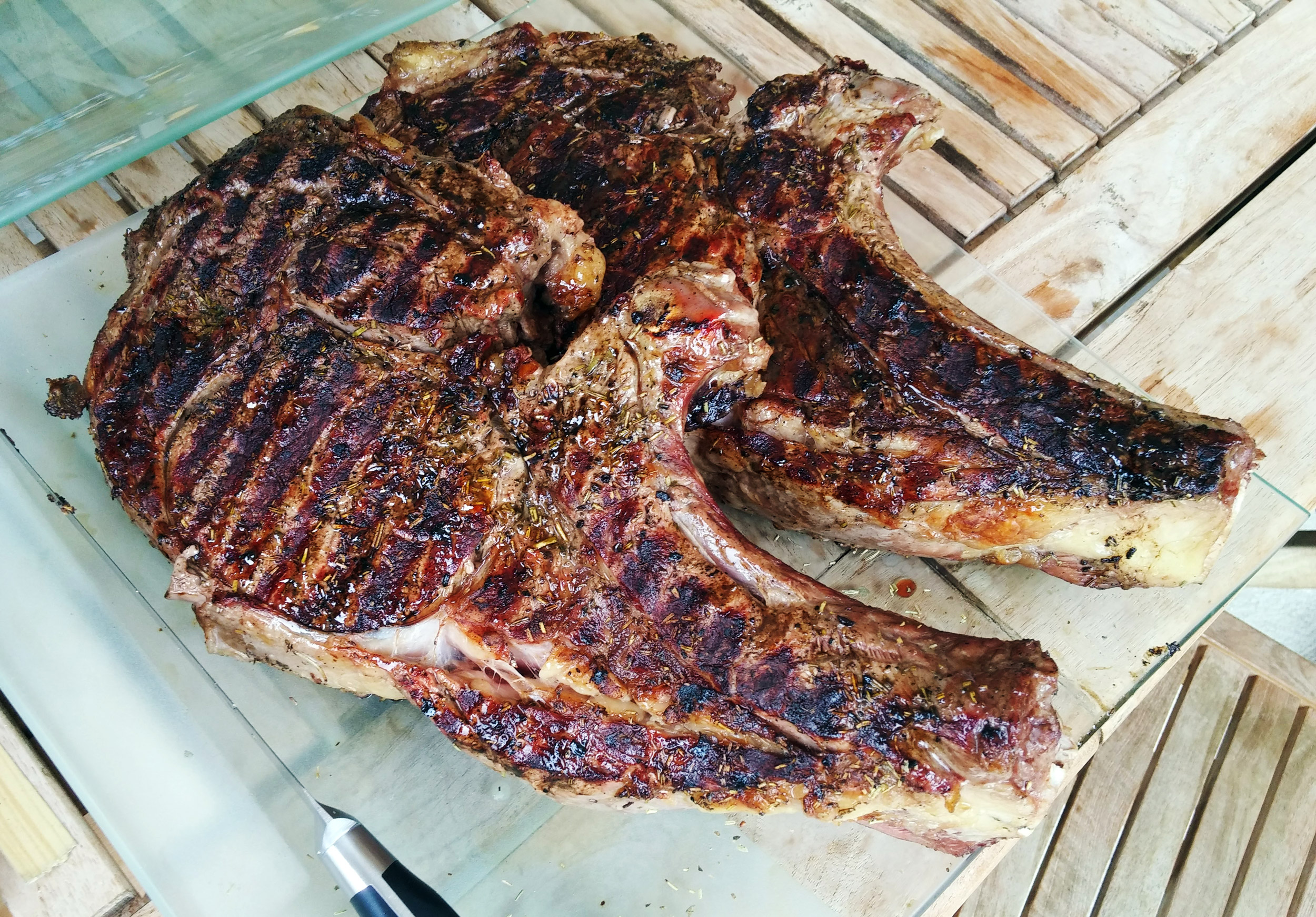 Quelle sauce pour accompagner une côte de bœuf ? 🥩🔥 - Saucer.fr